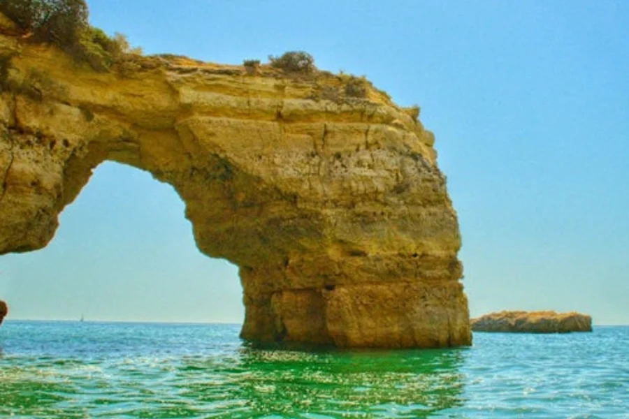 Aquashow Park + Benagil Cave Tour, Quarteira