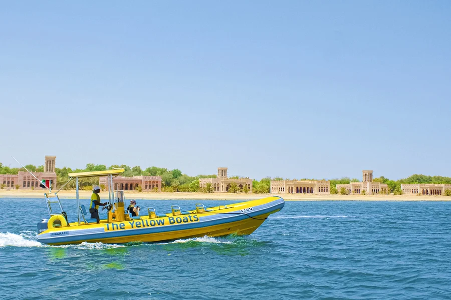 黄船:亚斯岛观光快艇之旅, Abu Dhabi