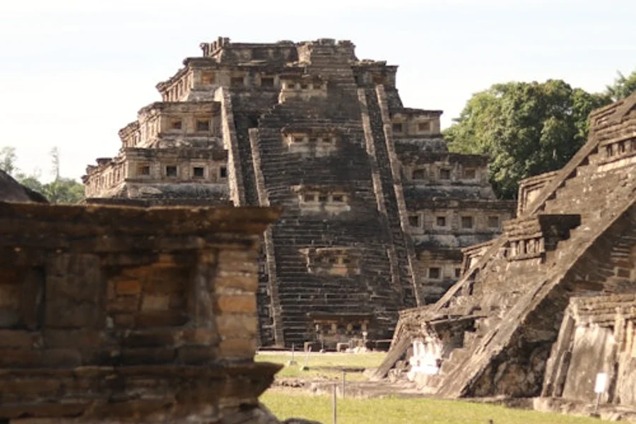 从韦拉克鲁斯出发的导览游:塔欣遗址与帕潘特拉, at El Tajín, Veracruz