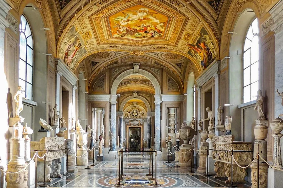 Tour guiado por los Museos Vaticanos y la Capilla Sixtina con la Basílica de San Pedro, Rome