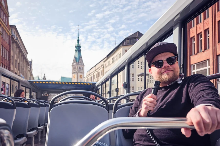 Tour della città: Tour in autobus Hop-On Hop-Off di Amburgo con crociera opzionale sul fiume Elba, Hamburg