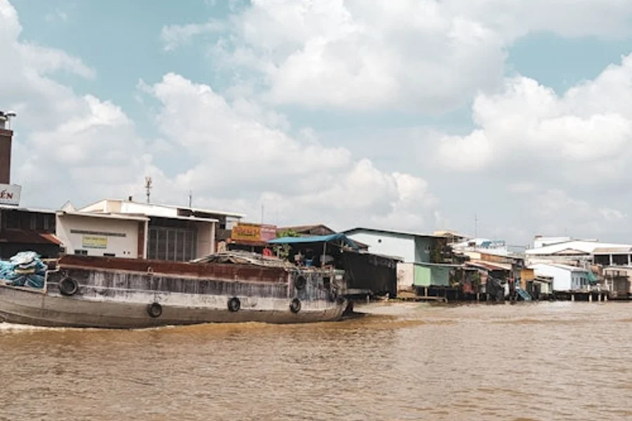Cai Be Mekong Delta: Guided Tour from Ho Chi Minh City + Cooking Class & Cycling, Ho Chi Minh City