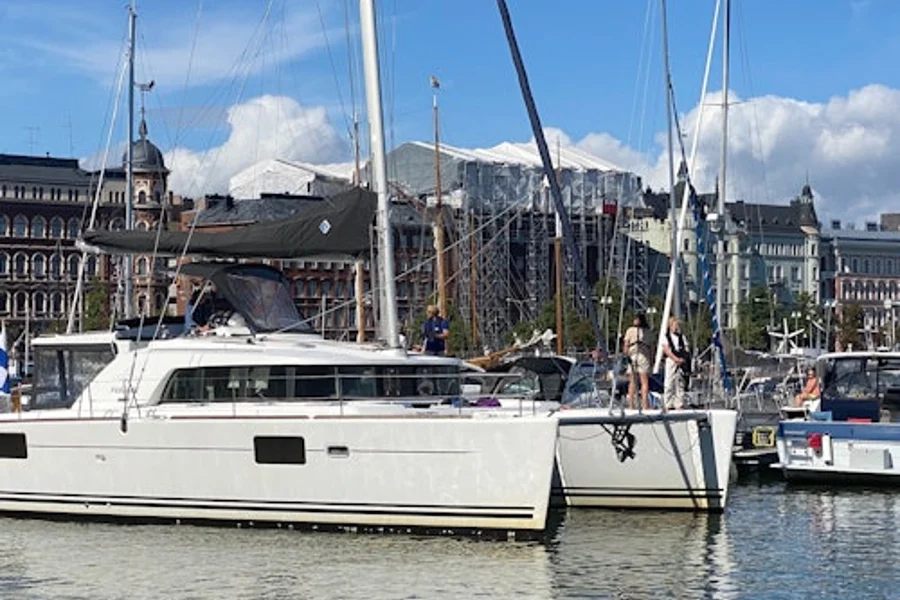Helsinki: Privé Catamaran Zeiltocht, Helsinki
