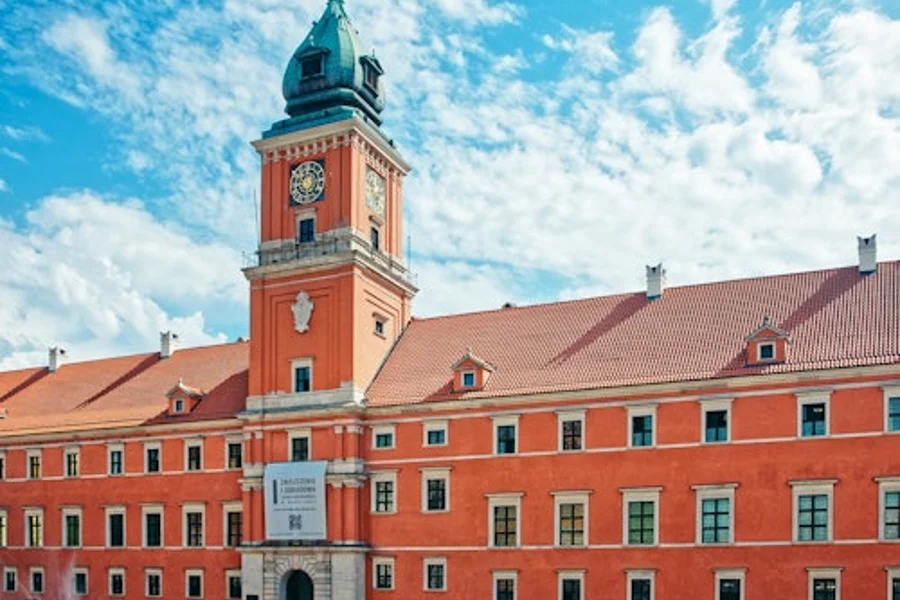 Warsaw Royal Castle: Private Guided Tour + Skip-the-Line, Warsaw