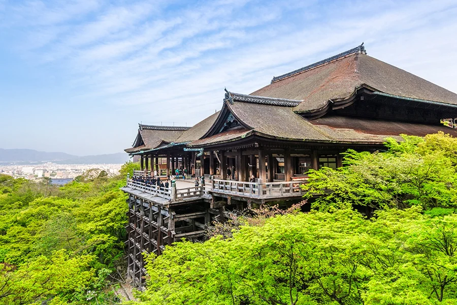 京都的頂尖寺廟之旅:伏見稻荷大社、清水寺及金閣寺, Osaka
