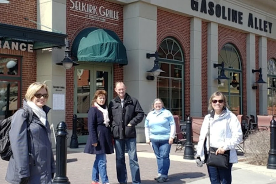 探索卡爾加里城市之旅,包括汽油巷入場券, Calgary
