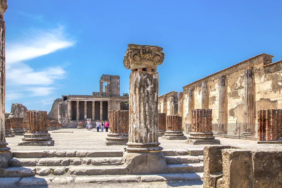 Lawatan Berpandu dan Tiket Komprehensif ke Pompeii, at Tempio Travel - Walking Tour, Pompeii and Naples