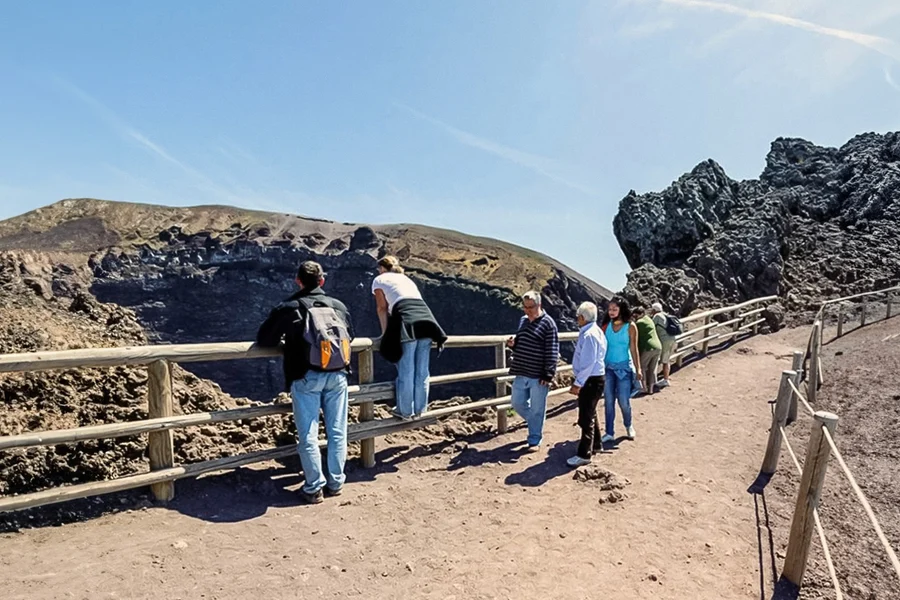 Dari Pompeii: Tiket Masuk Gunung Vesuvius dengan Pemindahan Pergi-Balik, at Naples, Pompeii and Naples
