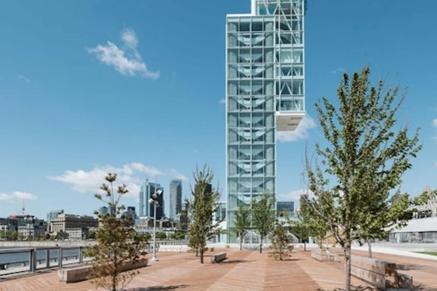 Montreal Guided Sightseeing River Cruise + Observation Tower Admission, Montreal