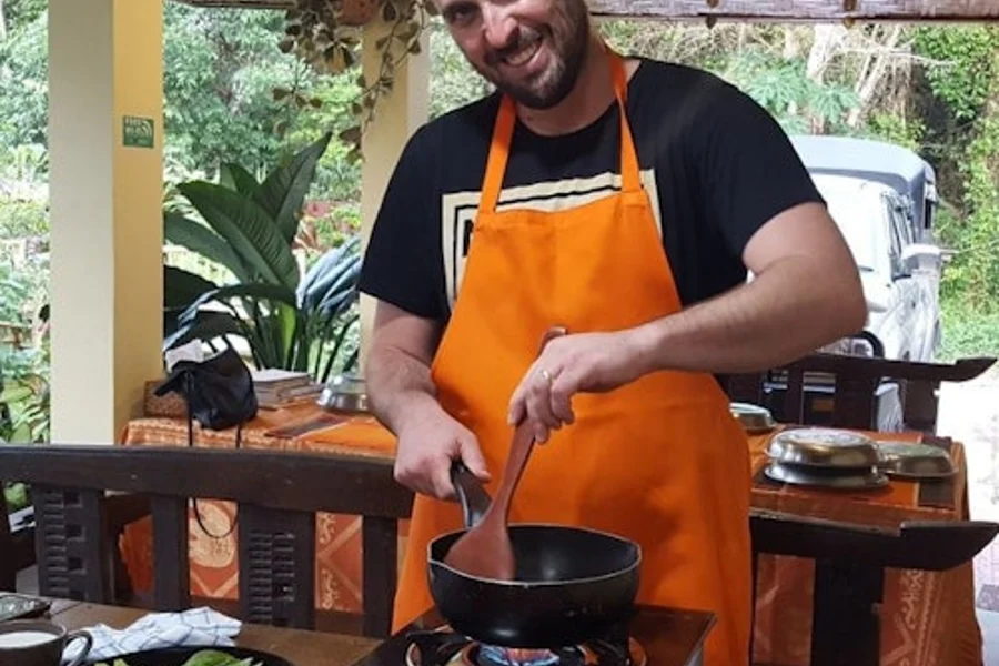 Koh Samui: Guided Thai Cooking Class with Local Market Tour + Transfers, Ko Samui