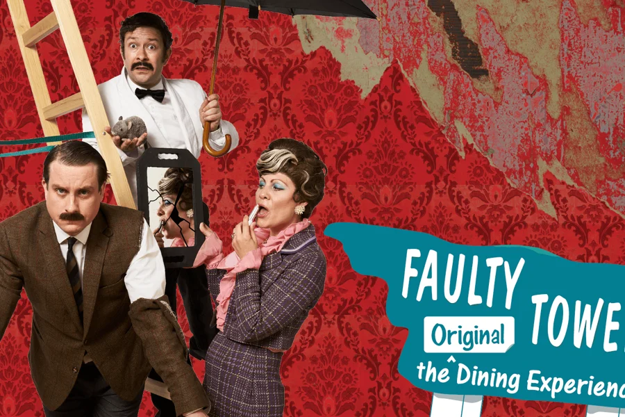 «Faulty Towers: Вечеря - Справжній Досвід», at The President Hotel, London