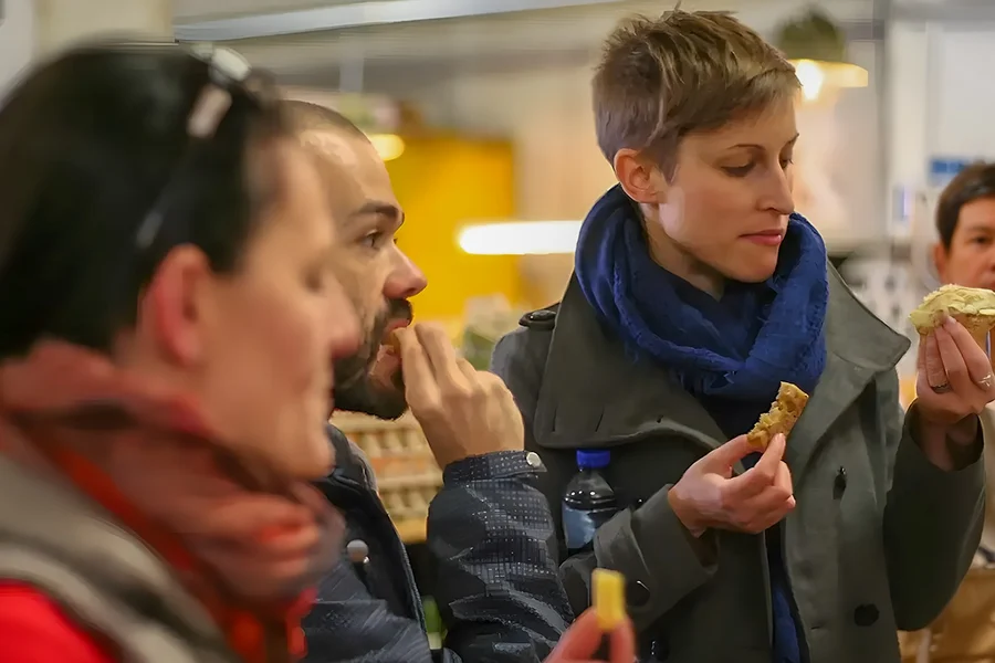 Tour de 4 hores per les cerveseries de Rotterdam i recorregut en vaixell amb tastos guiats, Rotterdam