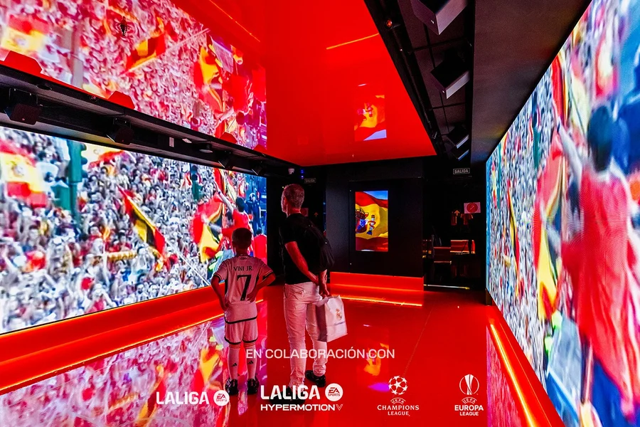 אגדות: כרטיסים למוזיאון בית הכדורגל, at LEGENDS - The Home of Football, Madrid