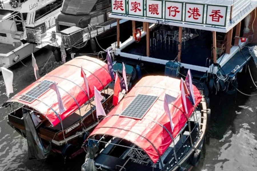 हांगकांग: एबरडीन नाव यात्रा + फ्लोटिंग म्यूजियम यात्रा, Hong Kong