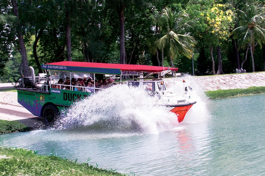 DUCKtours Original de Singapura, at Big Bus Tours Singapore, Singapore
