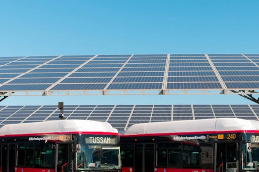 Seville: One-Way Transfer from Airport to City Center, Seville