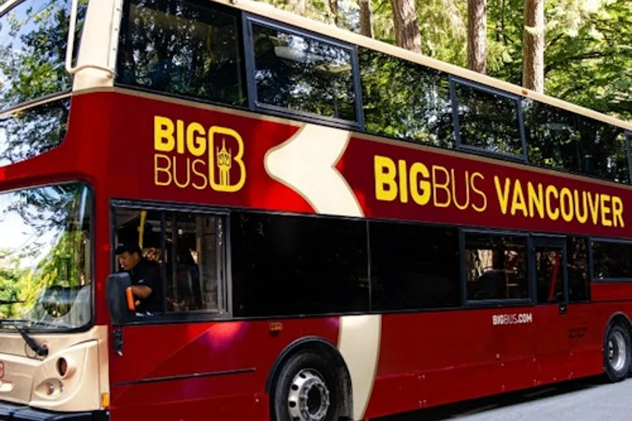 Visite touristique de la ville : Circuit en bus à arrêts multiples à Vérone, Vancouver