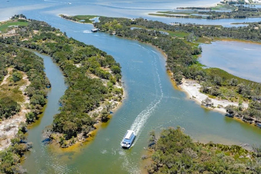 Murray-folyó ebéd körutazás, at Mandurah Cruises, Mandurah
