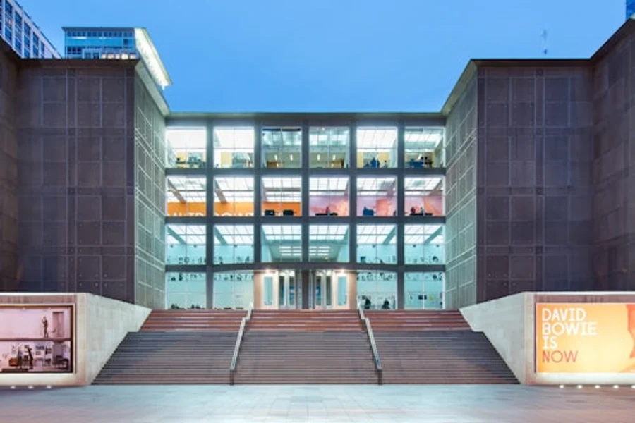Museu d'Art Contemporani (MCA): Entrada, Chicago