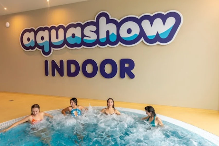 Aquashow: Entrada al Parque Acuático Cubierto, Quarteira