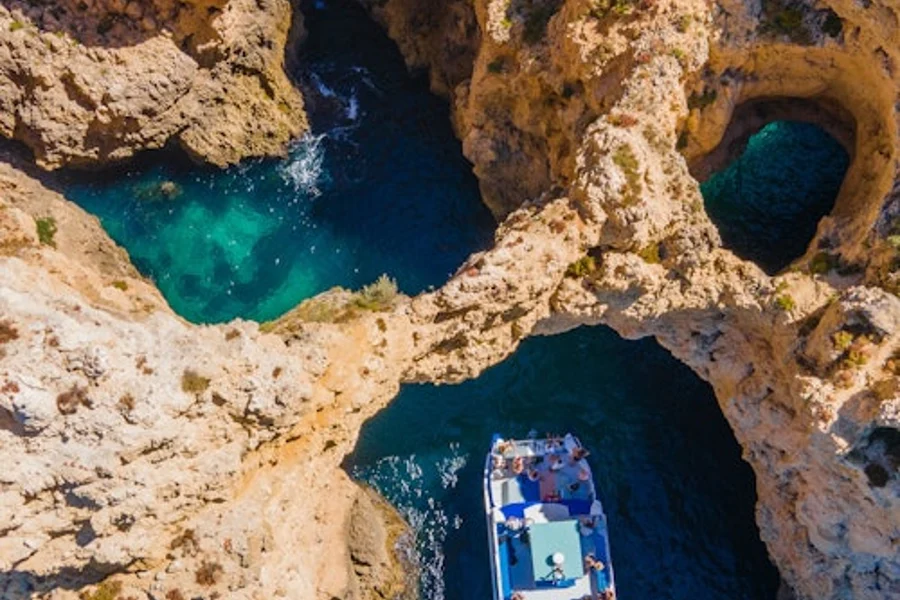 Ponta da Piedade Caves: 2.5-Hr Costal Cruise Tour from Lagos, Lagos