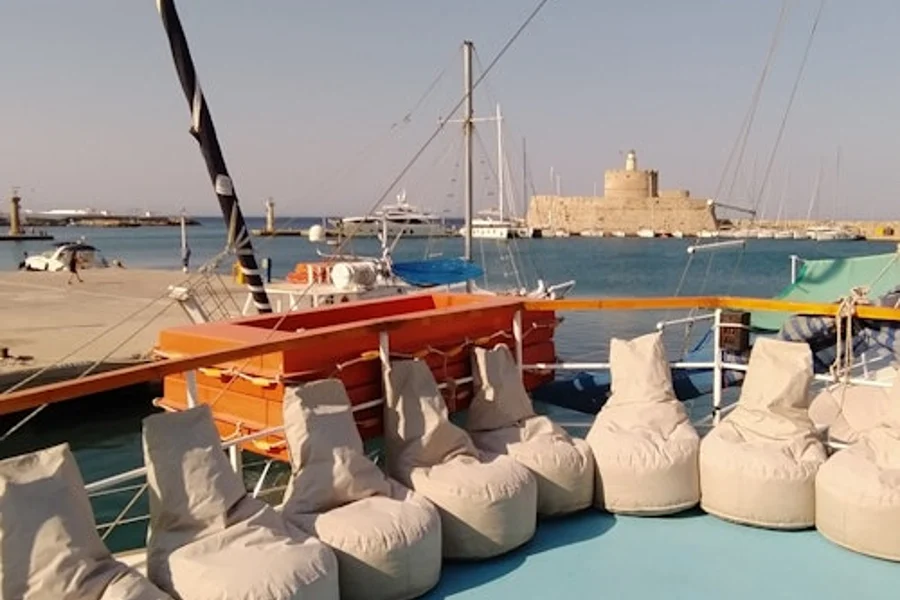 Rodas: Tour en crucero por Kallithea, Playa Afandou y la Bahía de Anthony Quinn, Rhodes