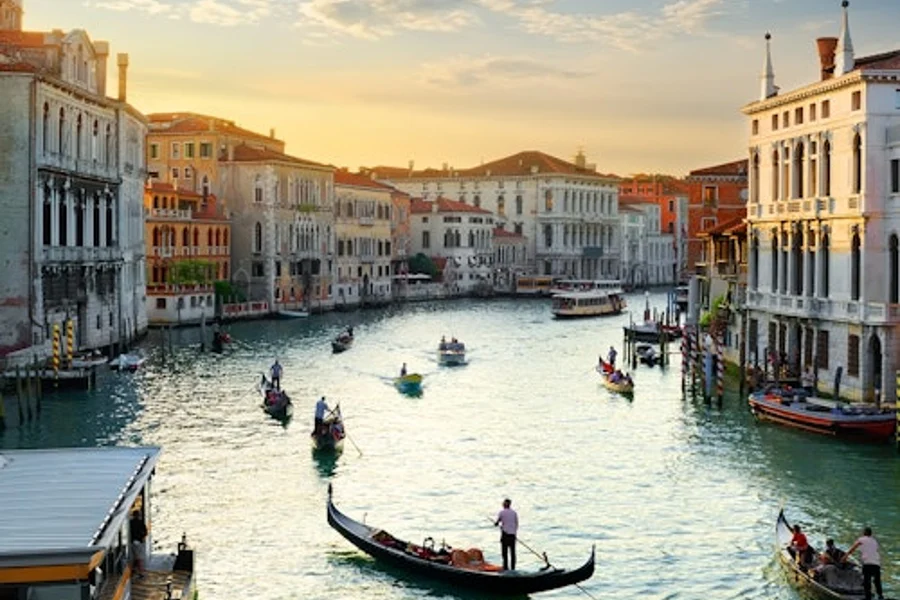 वेपोरेट्टो पास: वेनिस सार्वजनिक परिवहन टिकट (ACTV), at Venice City Cards, Venice