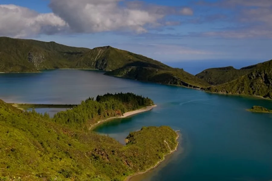 Lagoa do Fogo & Hot Springs: Day Trip from Ponta Delgada, Ponta Delgada