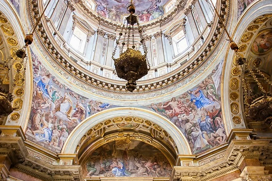 Tiket Kapel Diraja Harta Karun San Gennaro dengan Panduan Audio, at Via Duomo, 149, 80138 Napoli NA, Italia, Pompeii and Naples