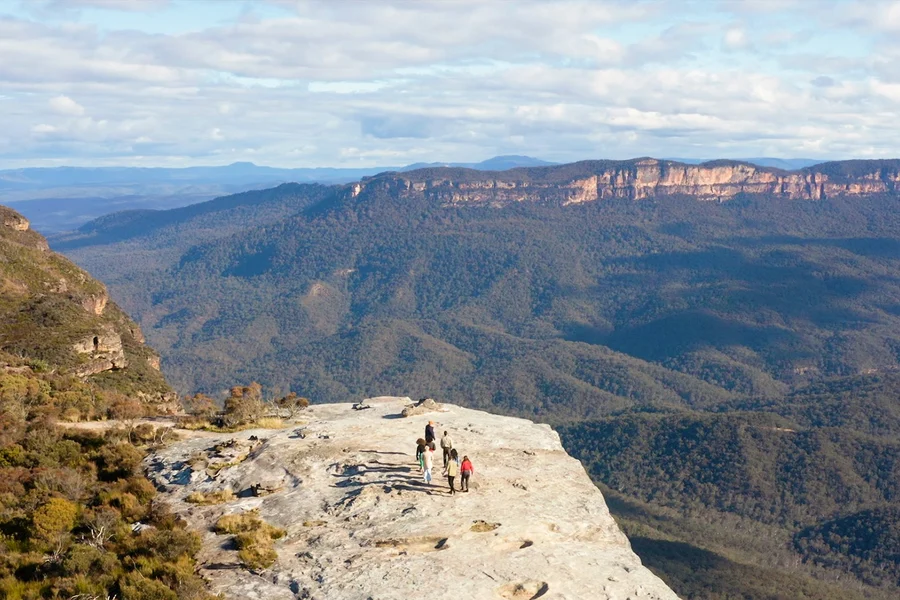 Blue Mountains Cultural Adventure: Wentworth Falls Bushwalks and Aboriginal Sites, Sydney