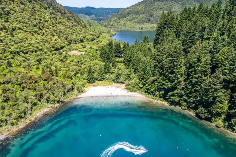Rotorua City & Lakes Tour
, Rotorua