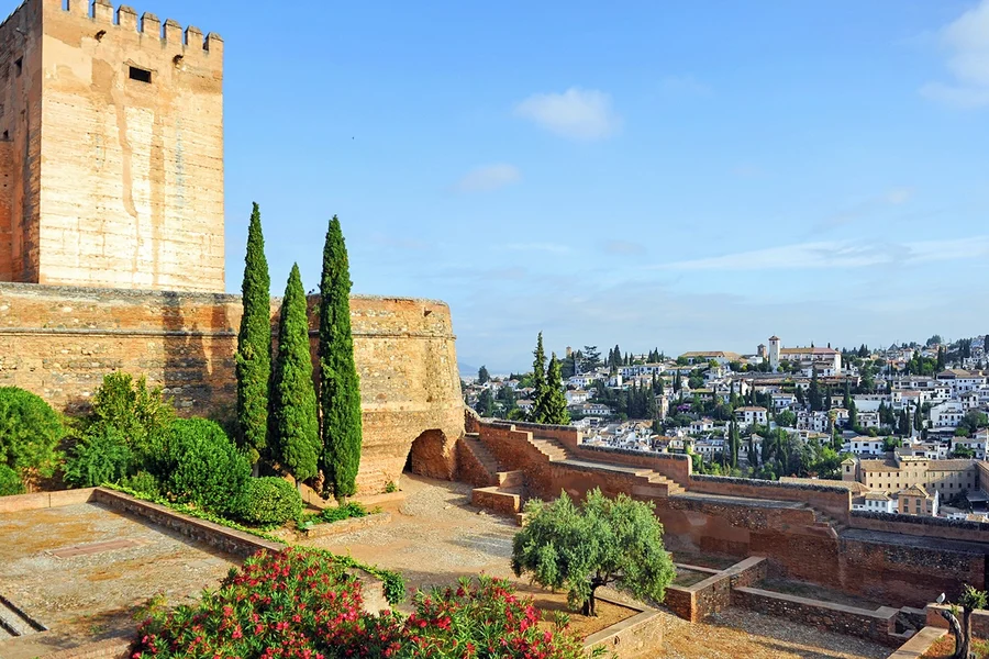 Alhambra Surroundings Tour, Granada