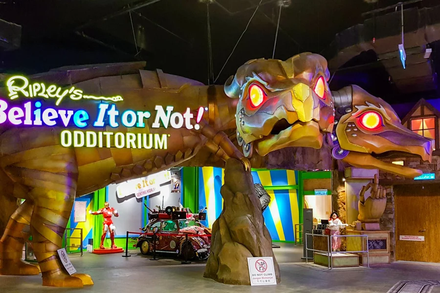 Genting Highlands Premium Outlets Cable Car & Theme Park Combos, Kuala Lumpur