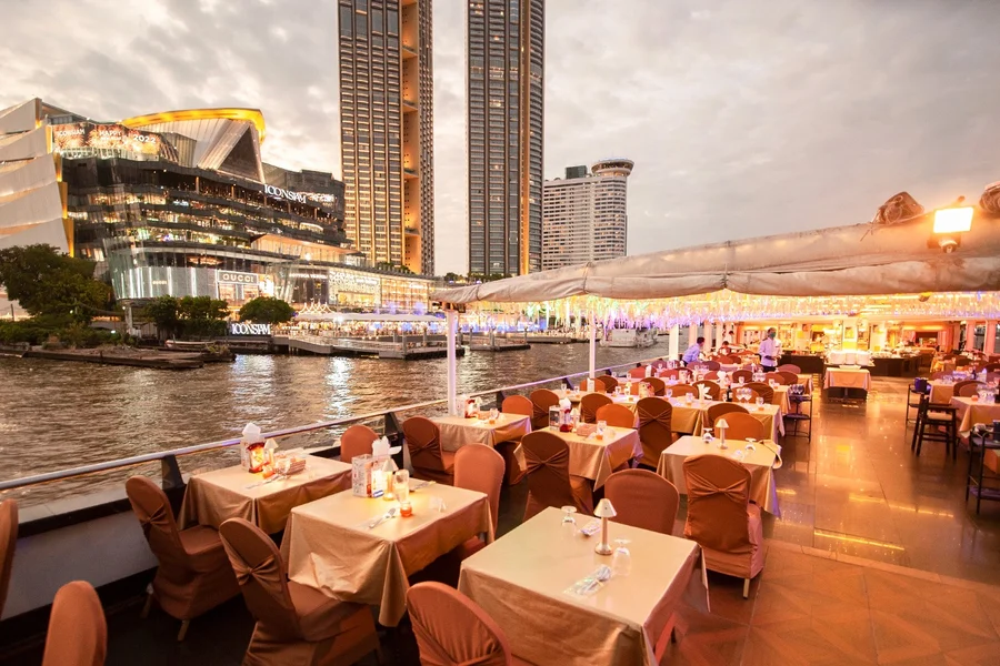 The Grand Chao Phraya Cruise with Buffet Dinner & Live Music, Bangkok