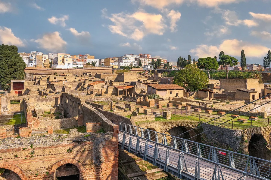從那不勒斯出發:龐貝、赫庫蘭尼姆和維索比山一日遊, at Piazza Giuseppe Garibaldi, 91, Pompeii and Naples