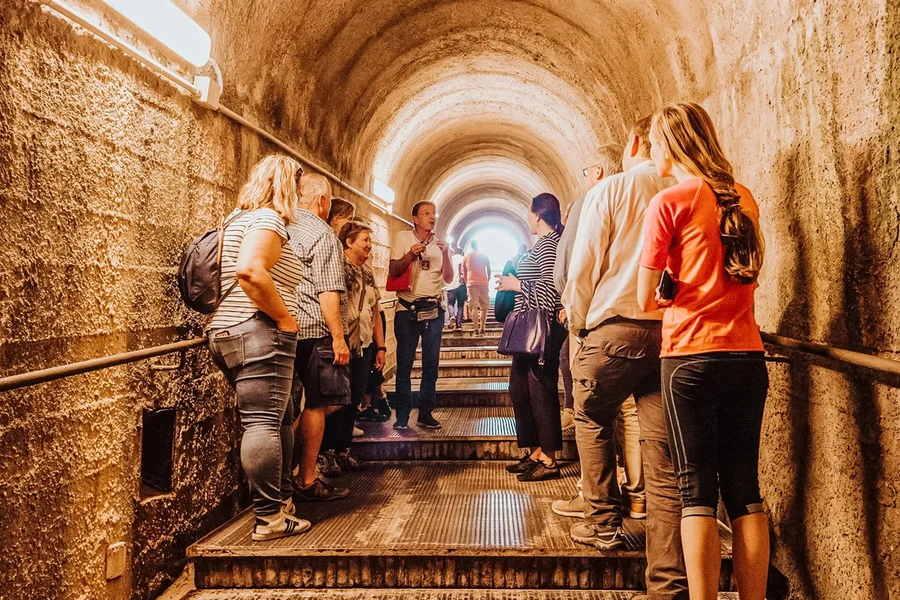 Tour guiado por Pompeya y Herculano en tren de alta velocidad desde Roma, at Roma Termini, Pompeii and Naples