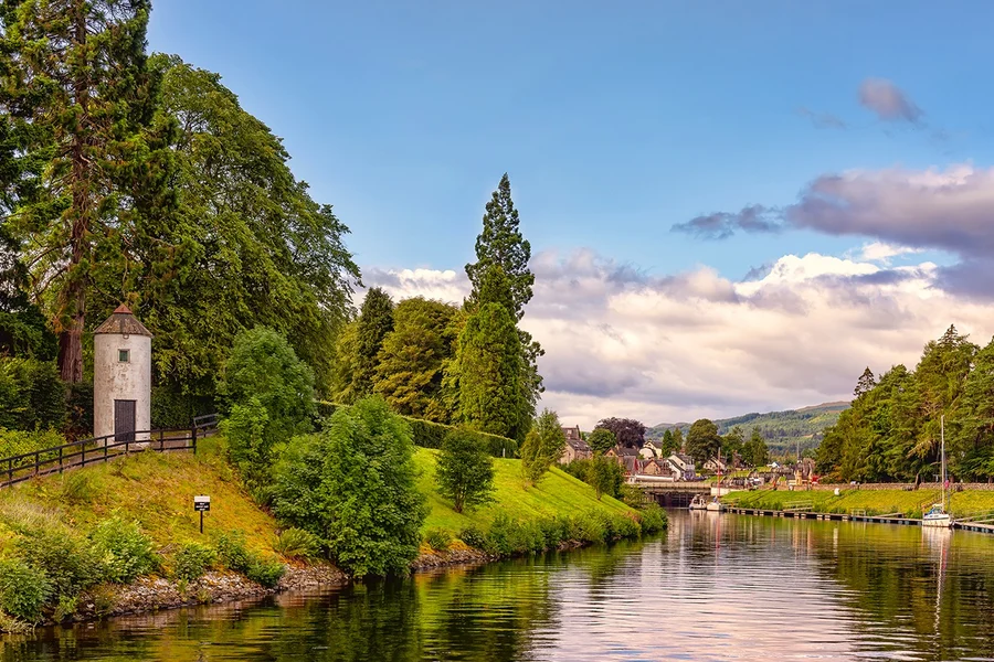 50minutová scénická plavba po jezeře Loch Ness, at Scotland, Edinburgh