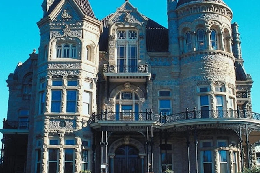 Houston: Guided Double-Decker Bus Tour + Galveston Visit, Houston