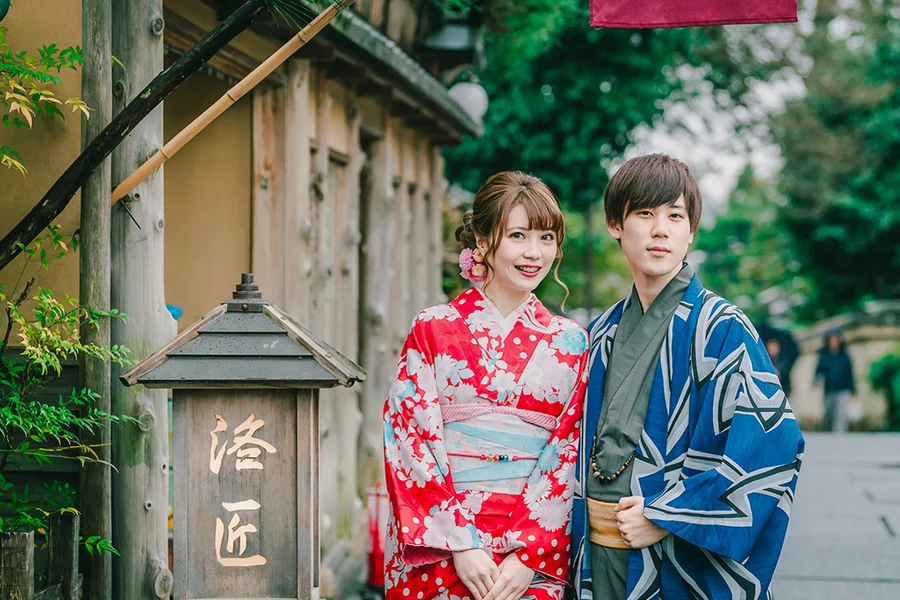 Kimono Photoshoot in a Traditional Kyoto Machiya House, Kyoto
