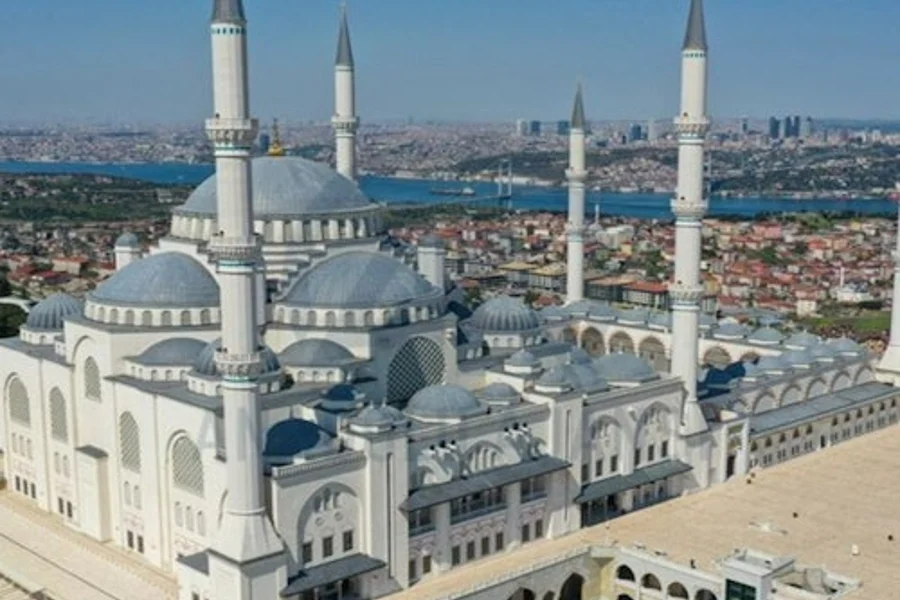 Isztambul: Két Kontinens Túra Busszal és Boszporusz Hajóutazás, at Istanbul City Tours, Istanbul