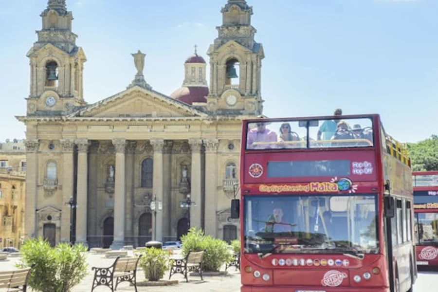 Mga Tiket sa Malta Hop-On Hop-Off na Bus Pass + Harbour Cruise, Valletta