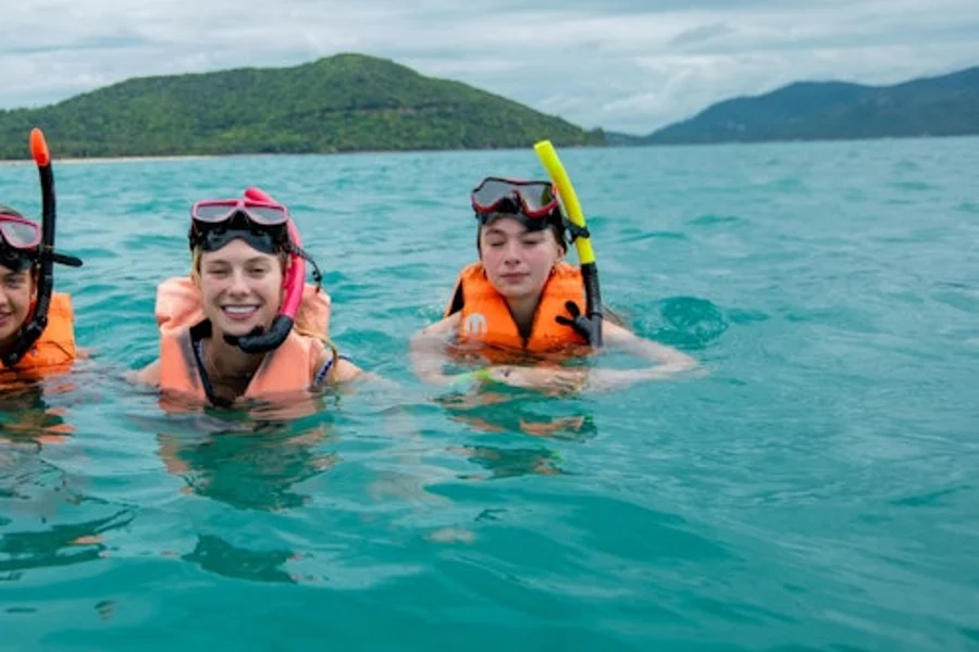 Tan & Pig Islands: Guided Speedboat Tour from Koh Samui + Pink Dolphin Spotting, Ko Samui