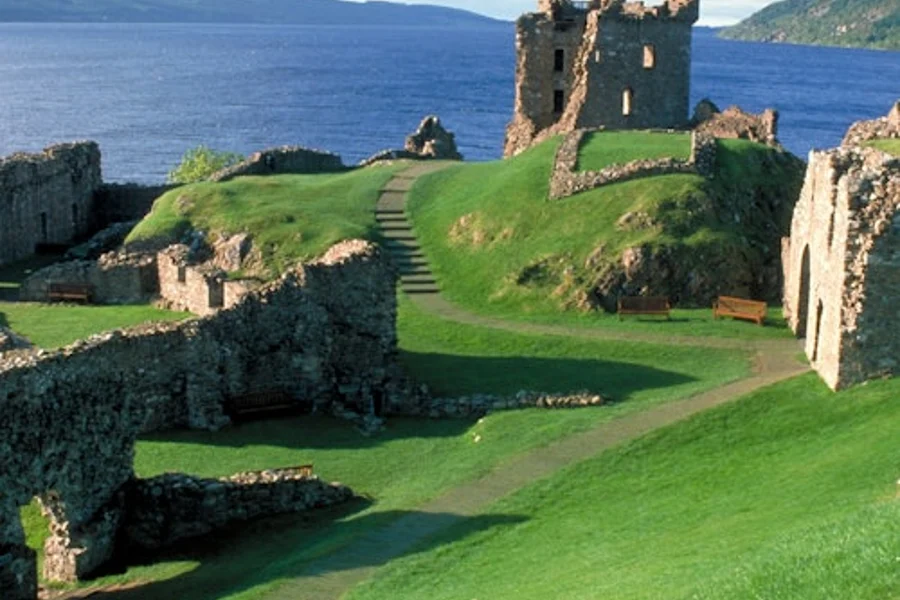 Loch Ness, Whisky & Outlander, Inverness