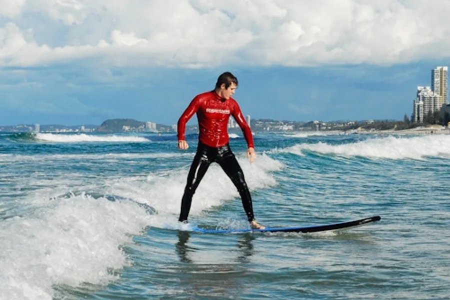 Two-Hour Surfing Lesson at Surfers Paradise, Surfers Paradise