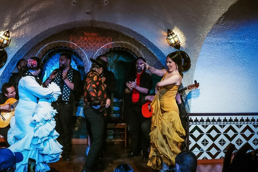 ਟੇਬਲਾਓ ਕੋਰਡੋਬੇਸ - ਫਲੇਮੈਂਕੋ ਸ਼ੋ, at Tablao Flamenco Cordobes, La Rambla, 35, 08002, Barcelona