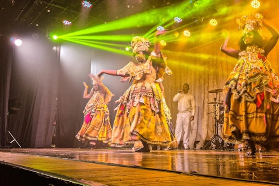 Rio de Janeiro: Ginga Tropical Show - Brasilianska Rytmer, Rio de Janeiro