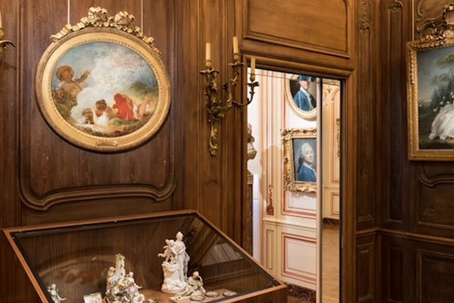 Musée Cognacq-Jay: Temporary Exhibition, Paris