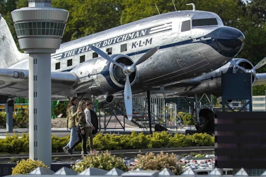 Madurodam + Amsterdam Canal Cruise, The Hague