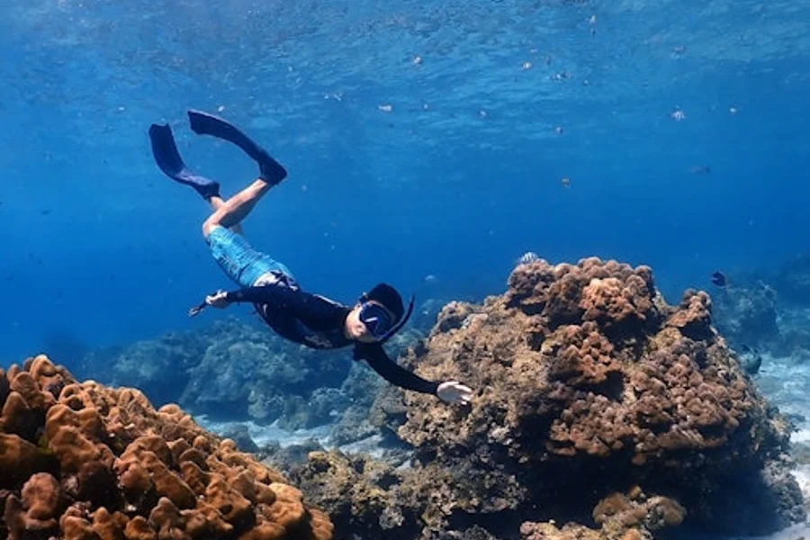 Koh Racha Noi i Koh Racha Yai: Wycieczka motorówką z przewodnikiem + transfer + obiad, Khao Lak