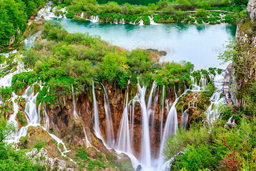 Mga Tiket para sa Plitvice Lakes National Park kasama ang Panoramic Train at Pamamangka, at Plitvice Lakes National Park, Split